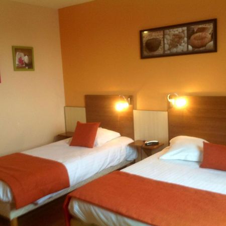 Brit Hotel Magdalena Варен-Возель Экстерьер фото