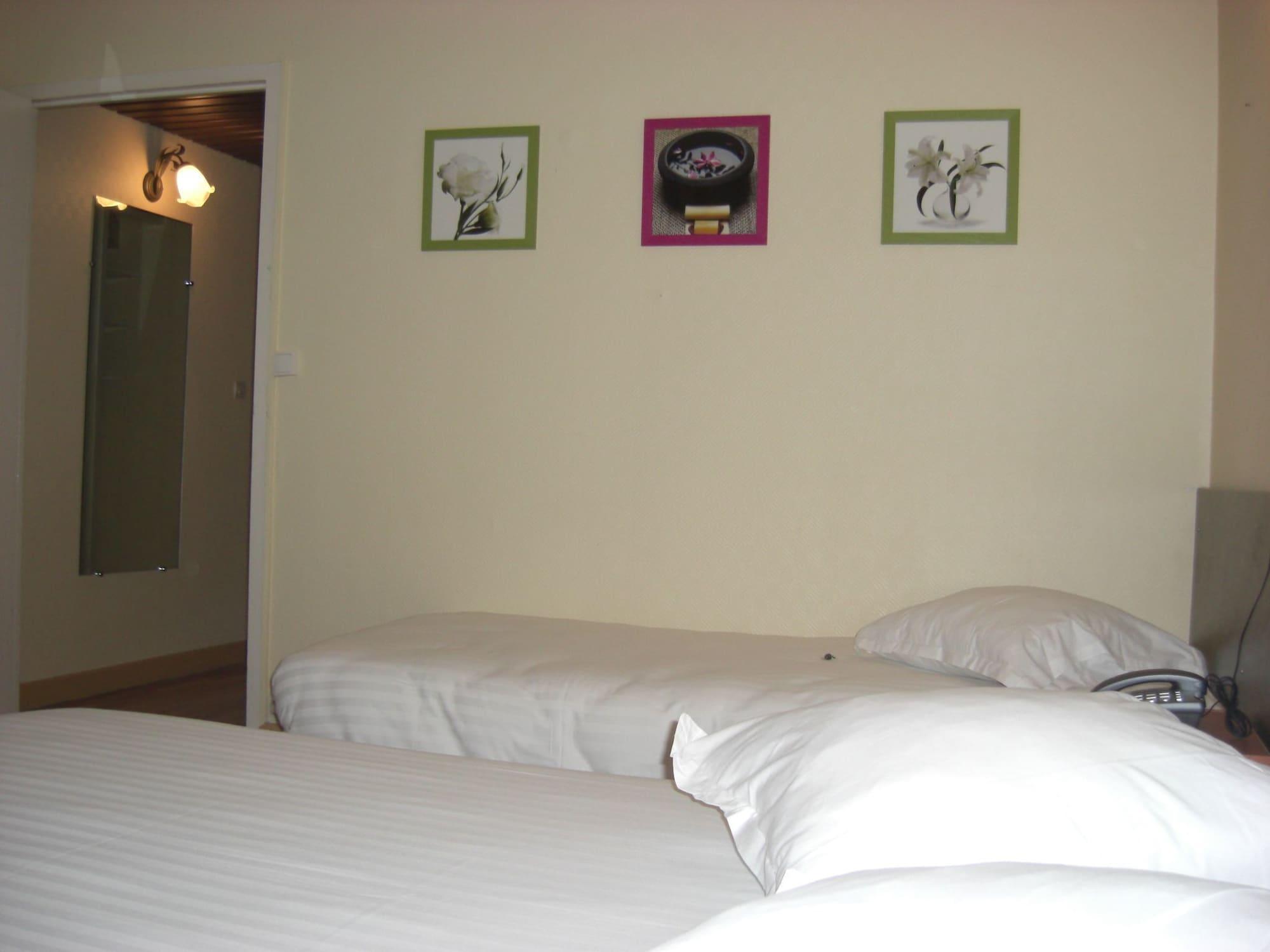Brit Hotel Magdalena Варен-Возель Экстерьер фото
